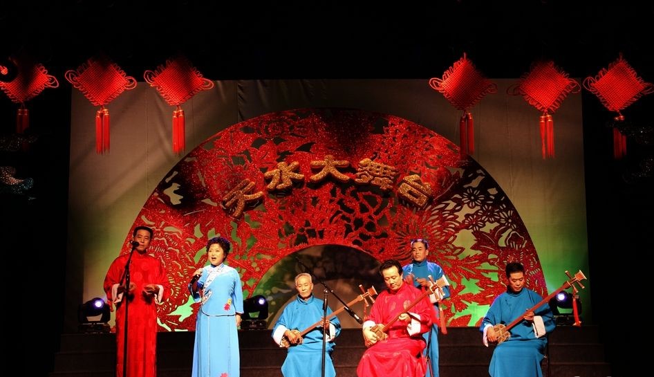 为什么天津方言可以成为塑造天津旅游名牌的优势资源？